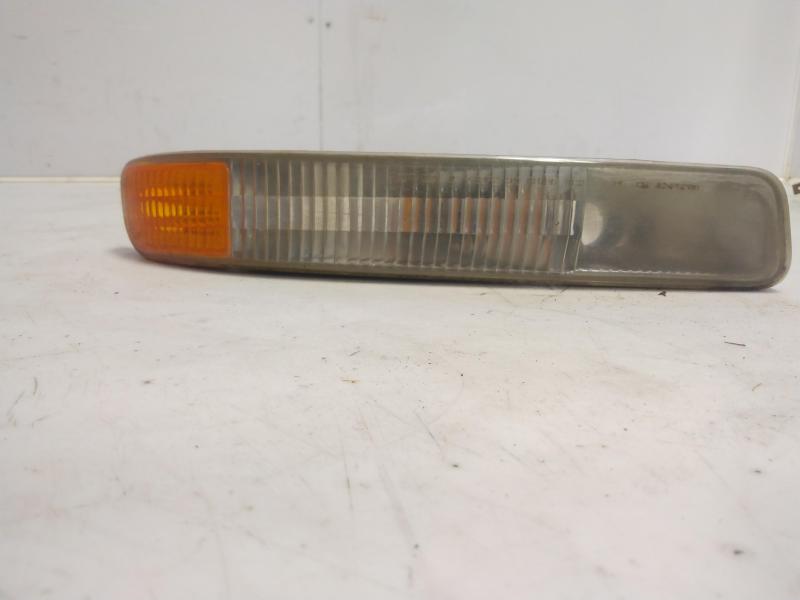 2002 GMC Sierra 2500 Fog/Mark/Park/Turn Light/Lamp