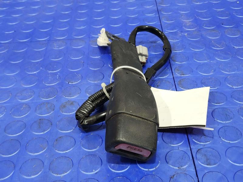 2014 Lexus IS 250 Front Seat Belt