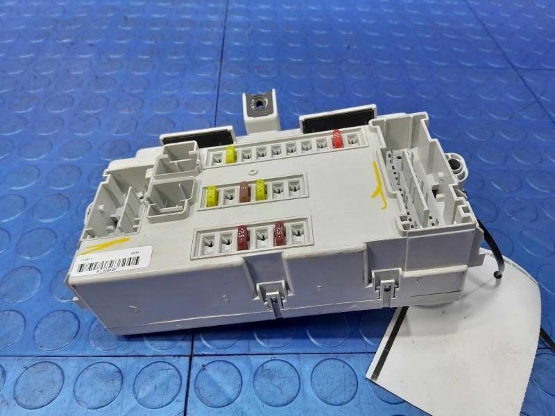 2015 Chrysler 200 Body Controller Module Junction Block OEM 68145625AI