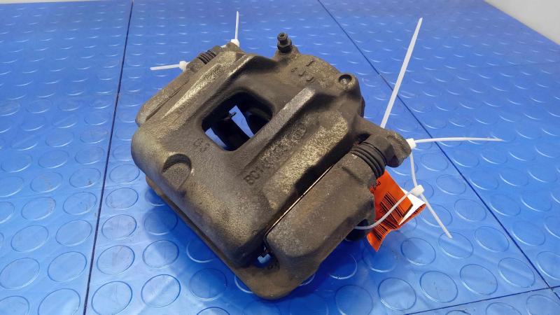 2017 Kia Sorento Caliper