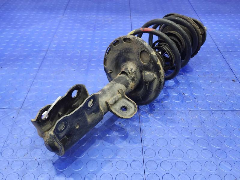 2013 Toyota Prius Strut Assembly