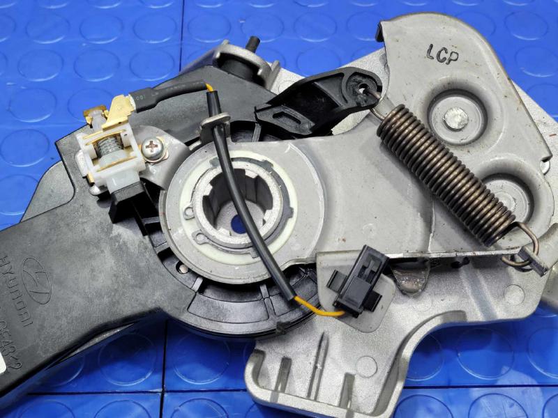2015-2017 Hyundai Sonata Parking Brake Pedal Lever Assembly OEM 59710-C1000
