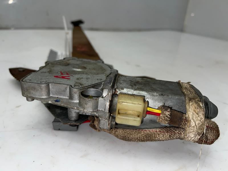 1997 Ford F-350 Front Door Regulator