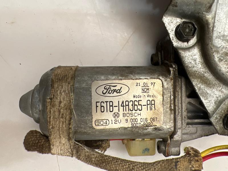 1997 Ford F-350 Front Door Regulator