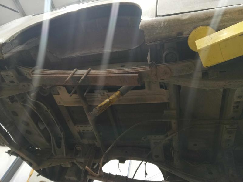 2012 Nissan NV2500 Leaf Spring Rear