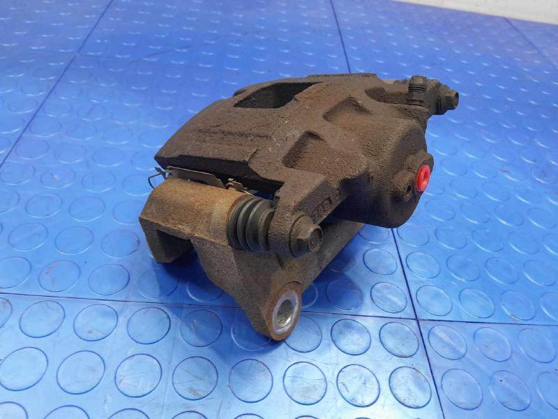 2019 Nissan Titan Caliper