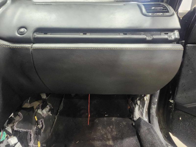 2011 Maserati Quattroporte Glove Box