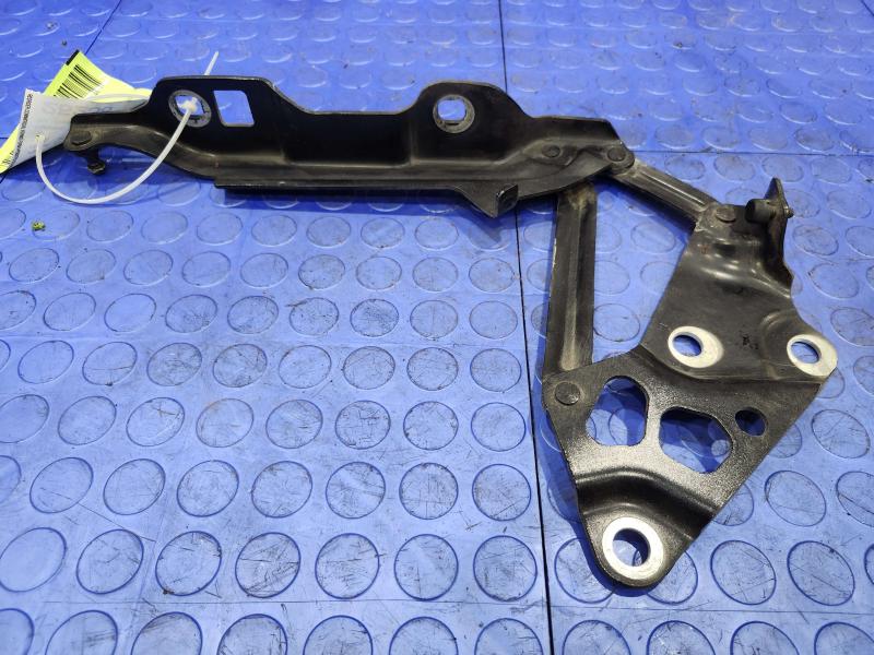 2016 Cadillac ATS Hood Hinge