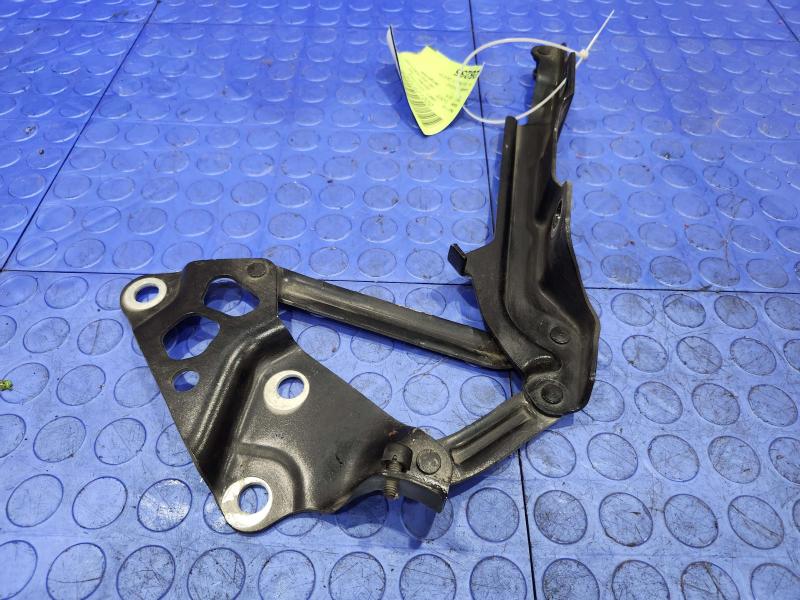 2016 Cadillac ATS Hood Hinge