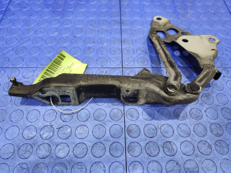 2016 Cadillac ATS Hood Hinge