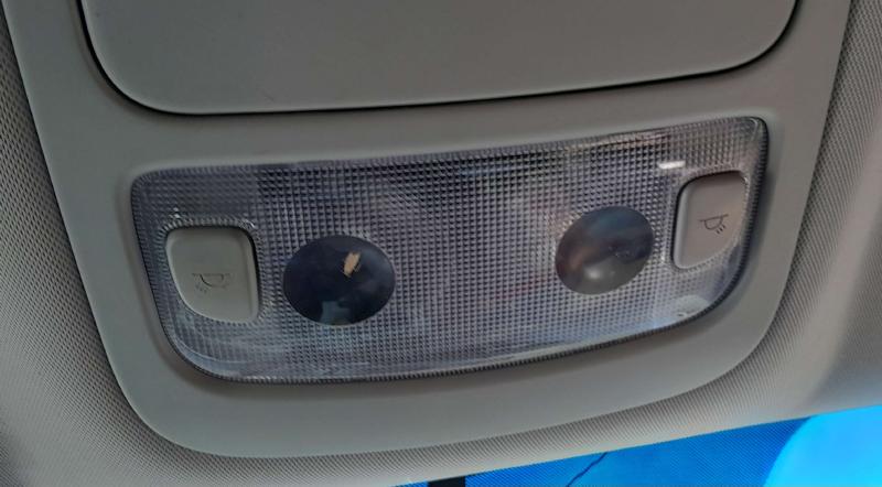 2014 Kia Sedona Front Console