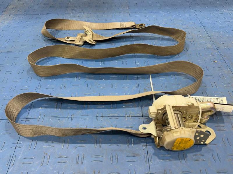 2007 Toyota RAV4 Front Seat Belt