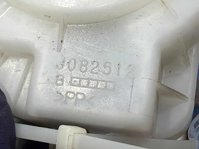 2007 Toyota RAV4 Front Seat Belt