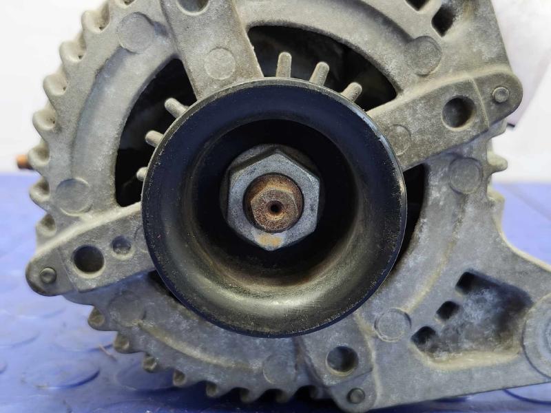 2009 Volkswagen Routan Alternator