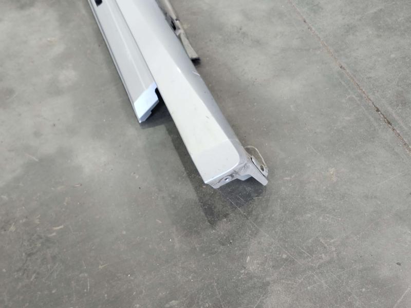 2014 Lexus IS 250 Rocker Moulding
