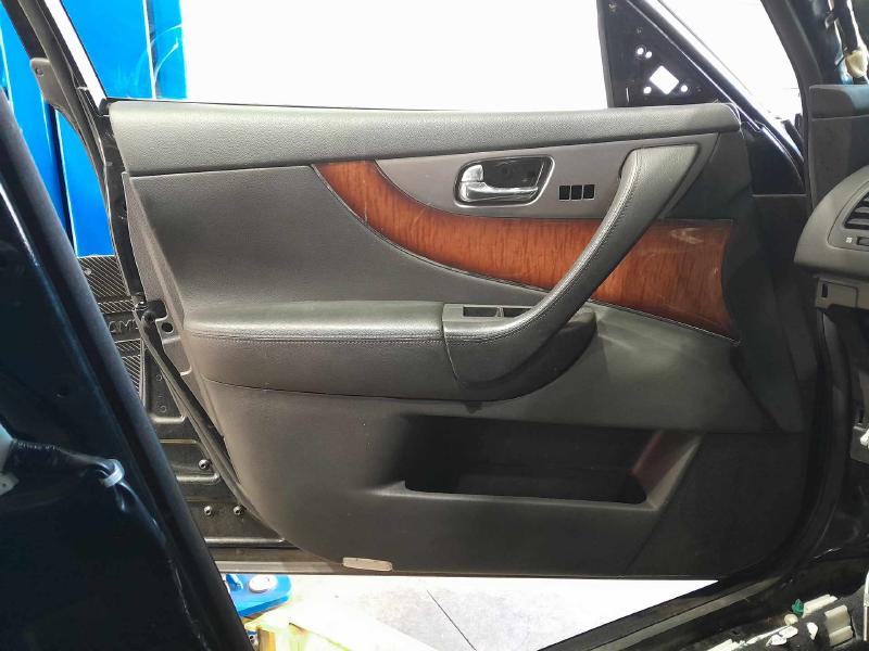 2013 Infiniti FX35 Front Door Trim Panel