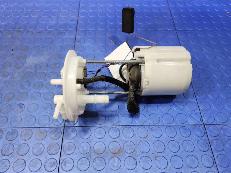 2018-2019 GMC Terrain FWD Tank Mounted Fuel Pump Assembly OEM 84493008