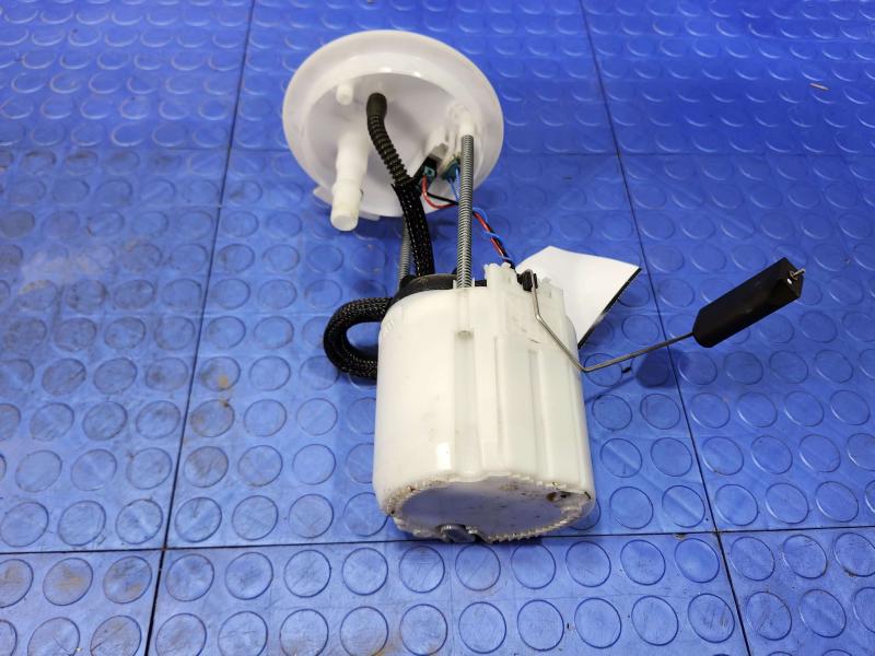 2018-2019 GMC Terrain FWD Tank Mounted Fuel Pump Assembly OEM 84493008