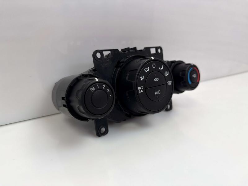2014 Ford Fiesta Heater A/C Control