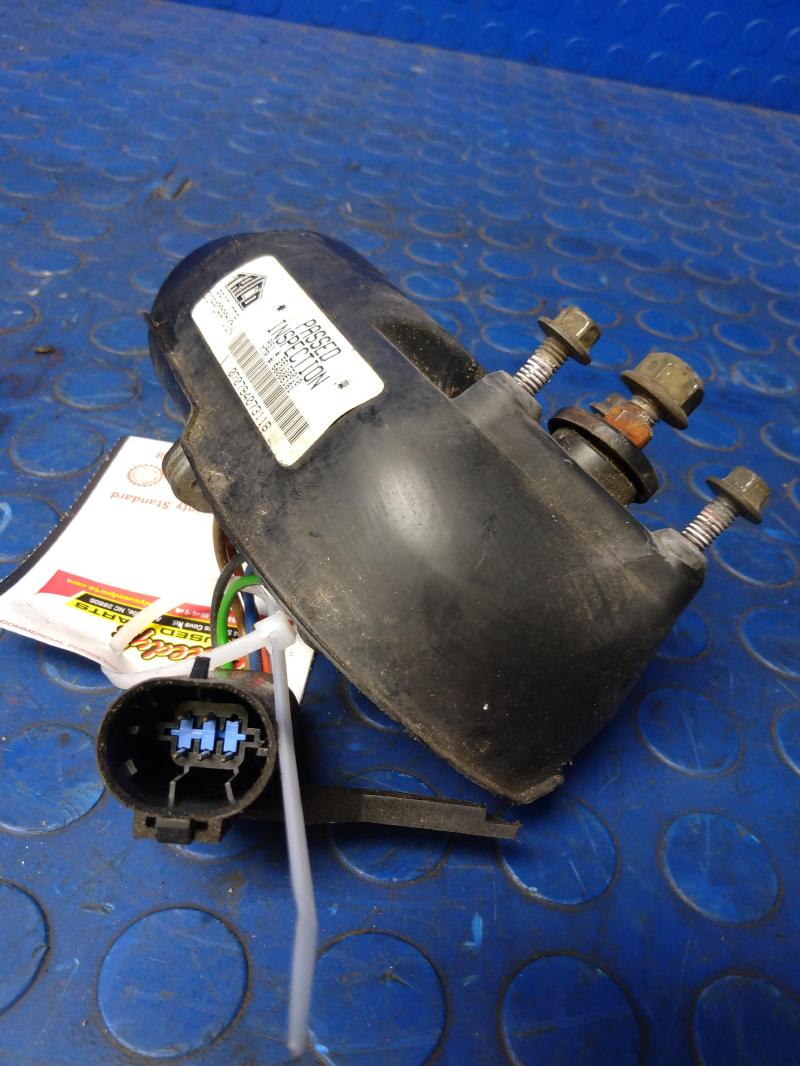1993 - 1996 Jeep Grand Cherokee Windshield Wiper Motor (Front) OEM 56005181