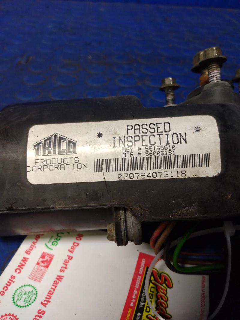 1993 - 1996 Jeep Grand Cherokee Windshield Wiper Motor (Front) OEM 56005181
