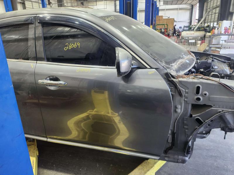 2013 Infiniti FX35 Front Door