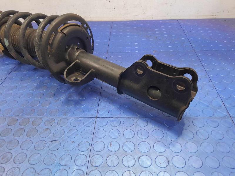 2021 Ford Explorer Strut Assembly