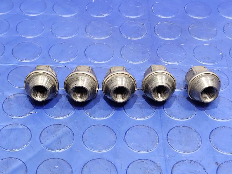 2020 Ford Escape Lug Nuts