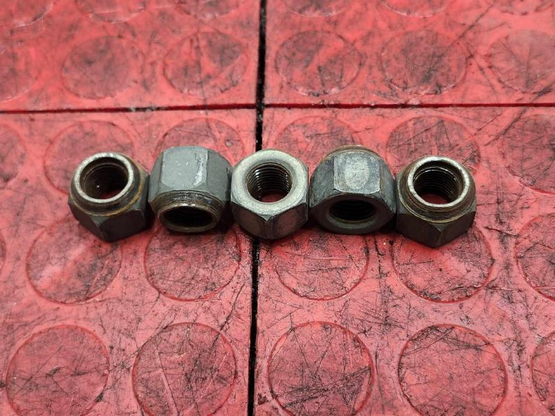 2021 Subaru Impreza Lug Nuts
