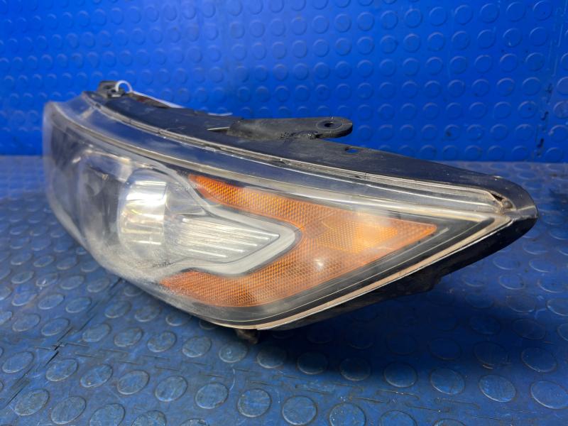 2013 Kia Optima Headlamp Assembly