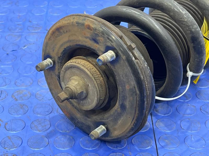 2014 Infiniti QX80 Strut Assembly