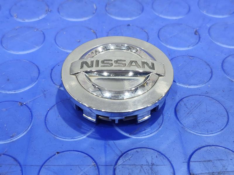 2018 Nissan Maxima Center Cap