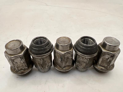 2014 Ford Explorer Lug Nuts