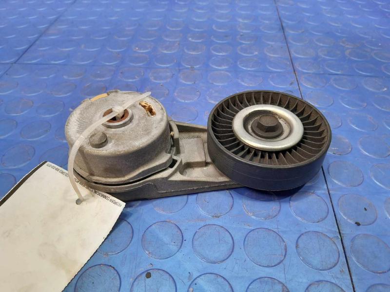 2008 Pontiac Solstice Engine Belt Tensioner