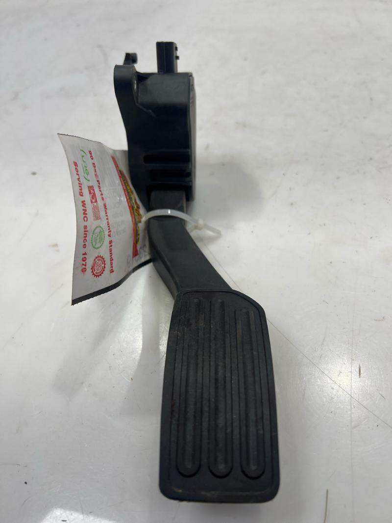 2013 - 2019 Nissan Versa Accelerator Pedal Assembly OEM 180029KS0A