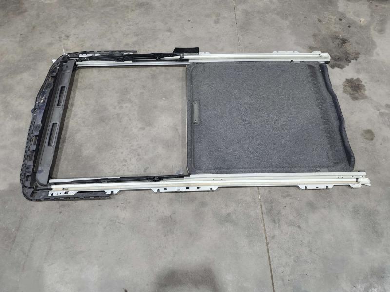 2015 Subaru Forester Roof Glass (Glass Only)