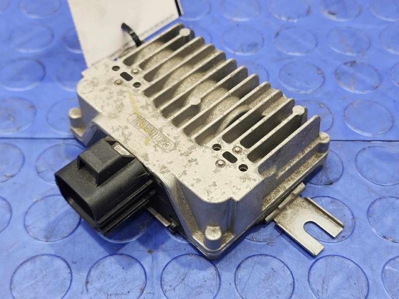 2008-2012 Land Rover LR2 Fuel Pump Control Module Genuine OEM Part 6G9N9D372AC