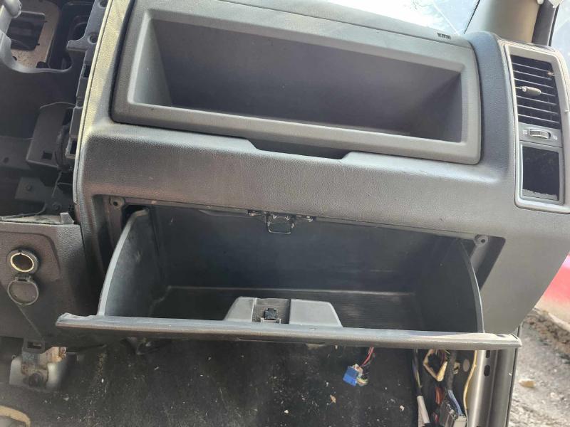 2017 Ram 2500 Glove Box