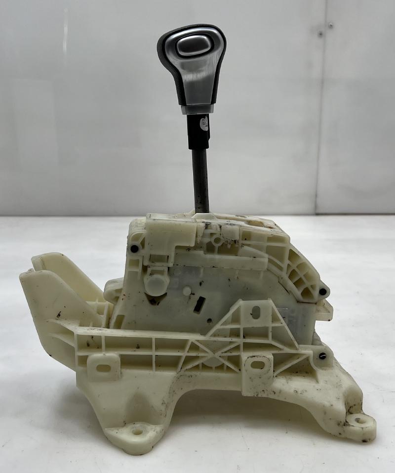 2018 - 2023 Kia Rio CVT Automatic Transmission Shifter Assembly OEM 46700H9110