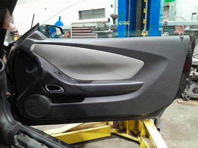 2015 Chevrolet Camaro Front Door Trim Panel