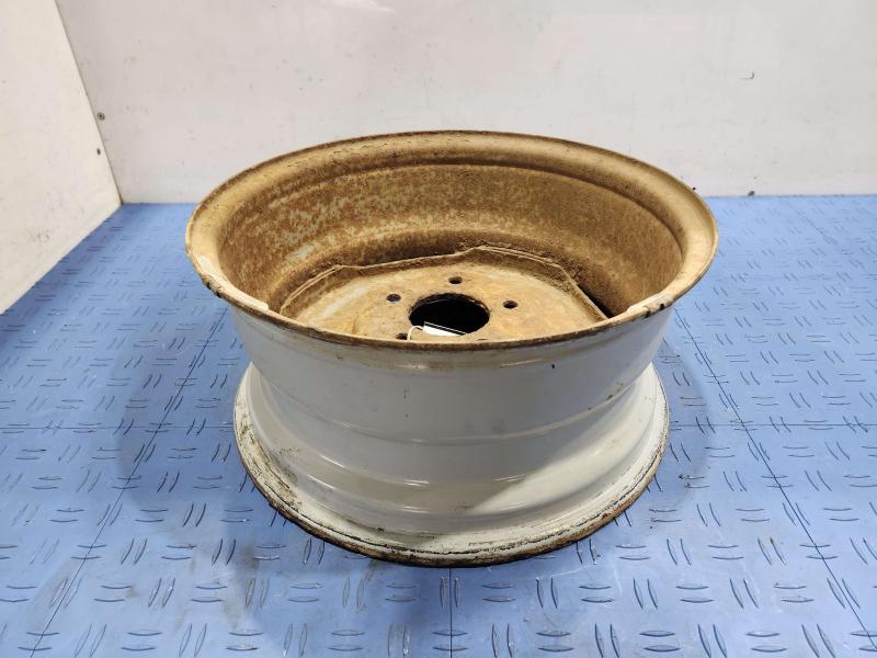2001 Ford F-150 Wheel