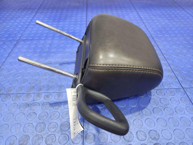 2014 Dodge Challenger Headrest