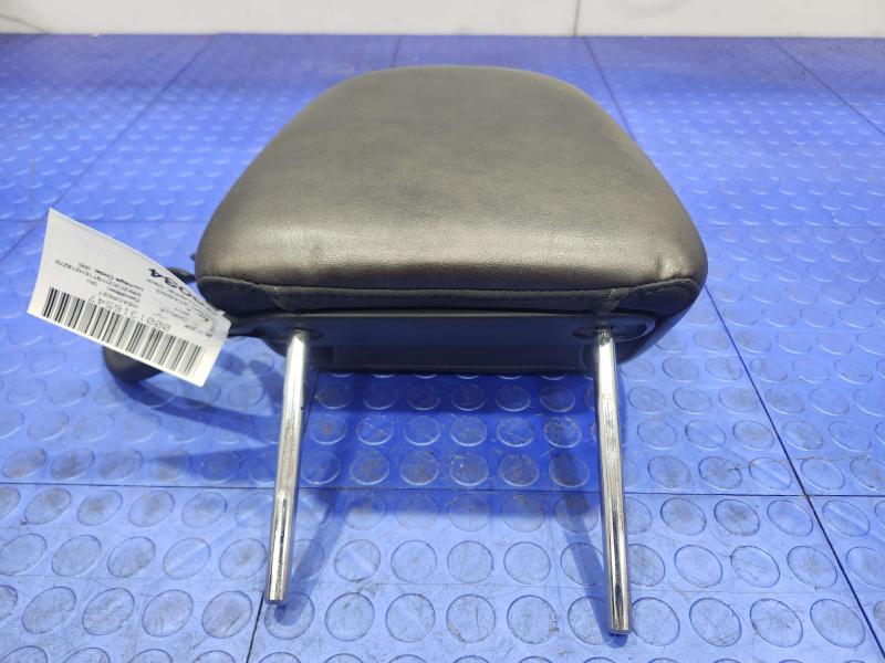2014 Dodge Challenger Headrest