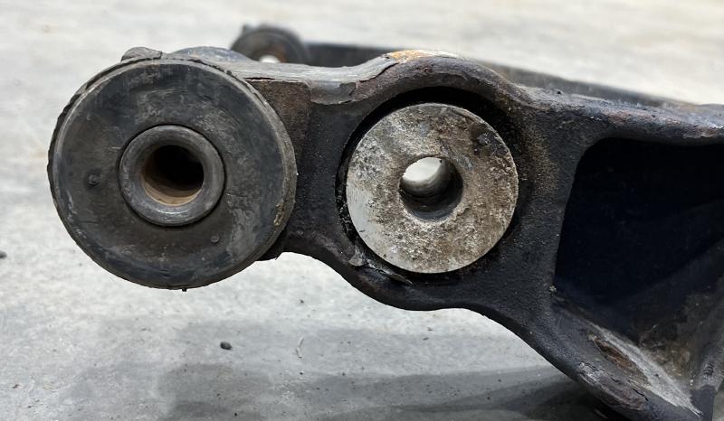 2002 GMC Sierra 1500 Lower Control Arm Front