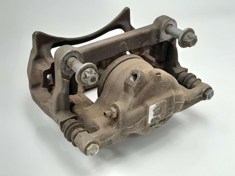 2014 Mercedes CLA-Class Caliper