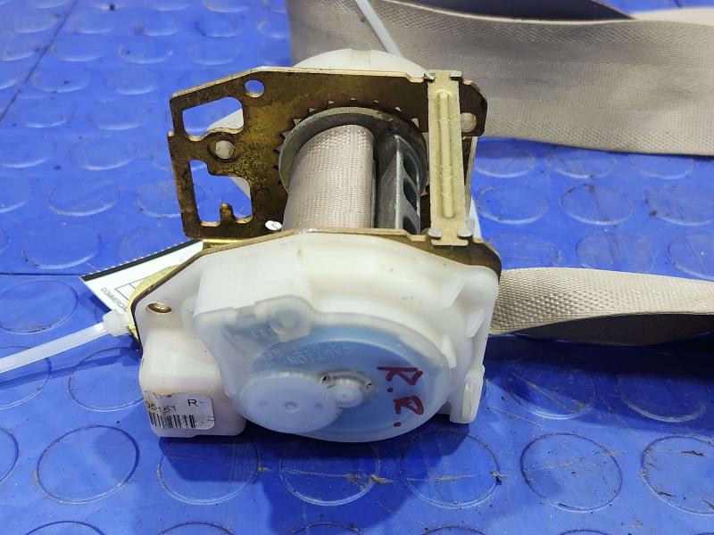 2003 Subaru Legacy Rear Seat Belt