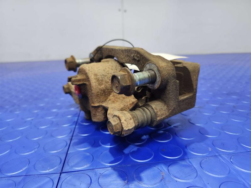 2011 Infiniti QX56 Caliper