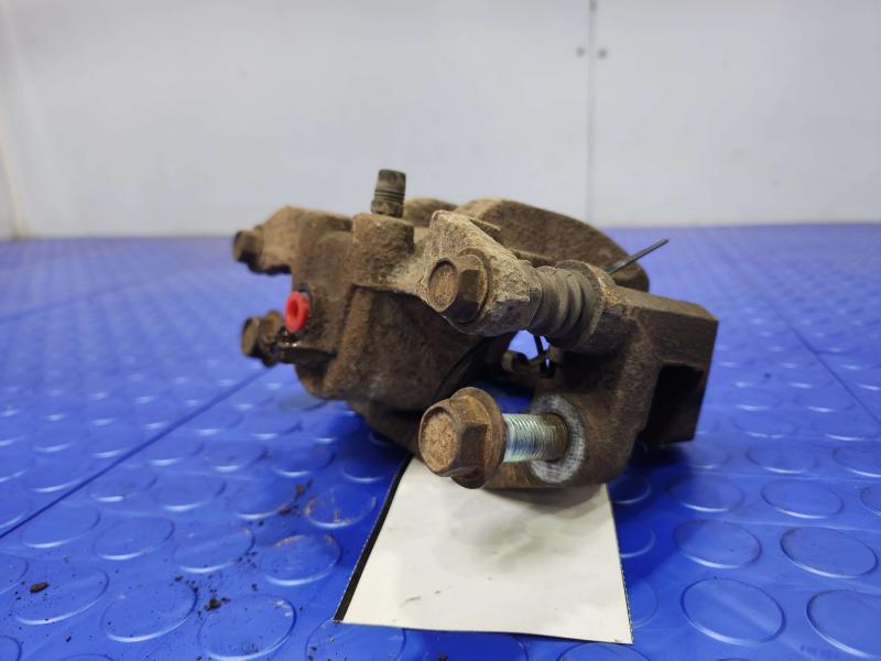 2011 Infiniti QX56 Caliper