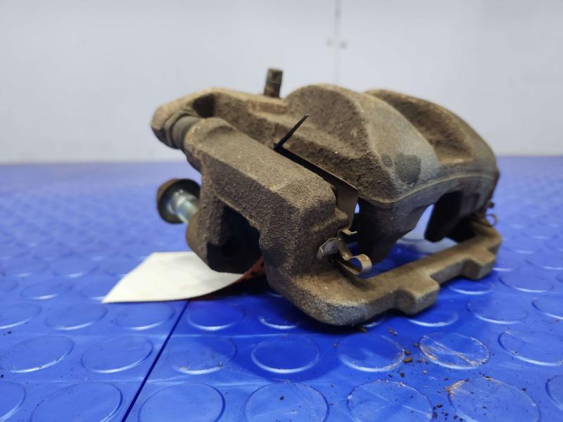 2011 Infiniti QX56 Caliper