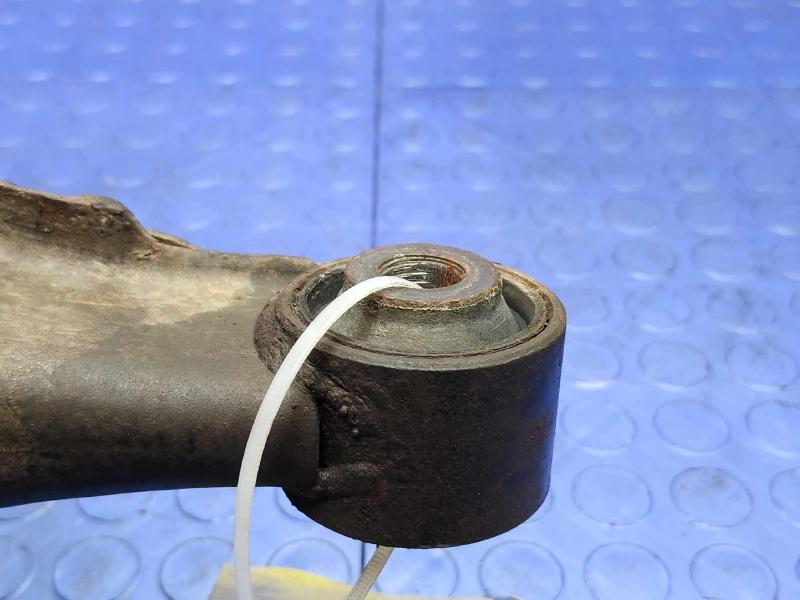 2013 Ford Taurus Lower Control Arm Rr